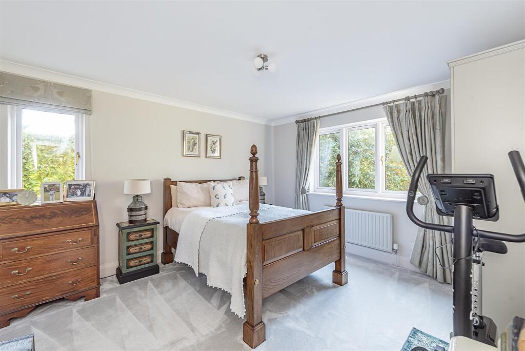 Additional image 7 of Holly Lane, Harpenden