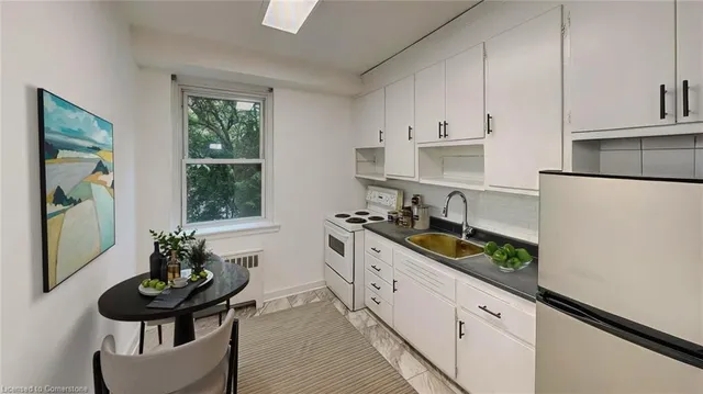 Additional image 3 of 4 Robinson St Unit 7