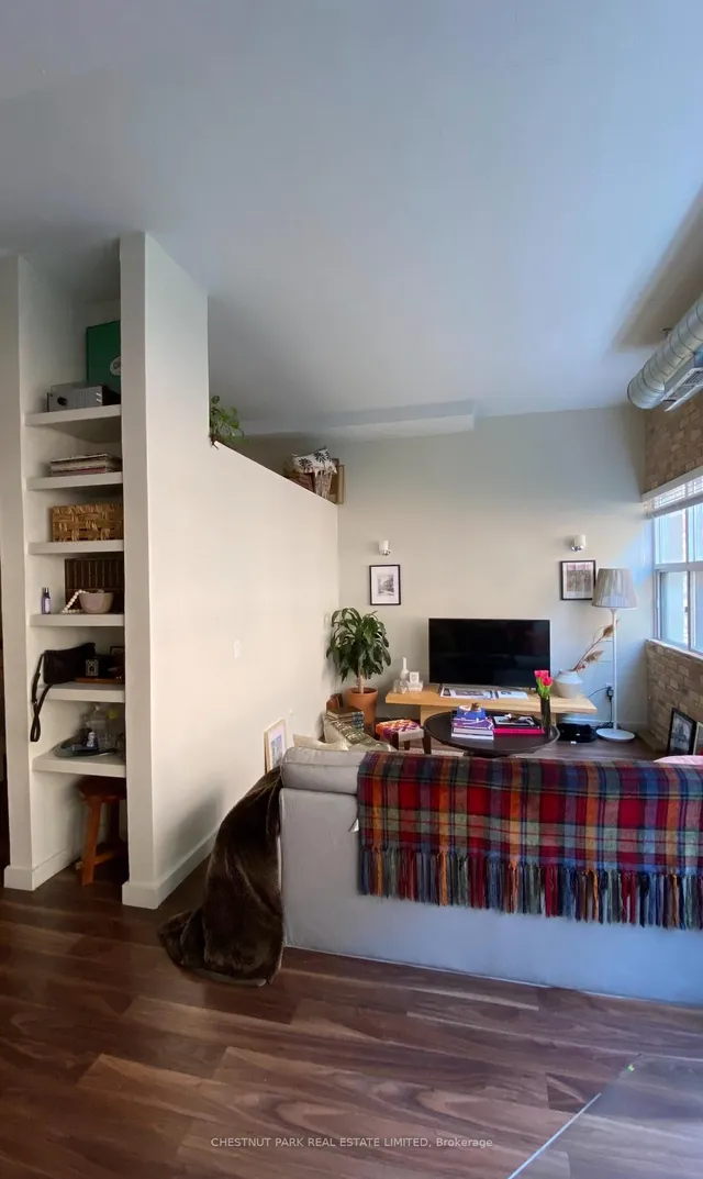 Additional image 3 of 194 Merton St Unit 204