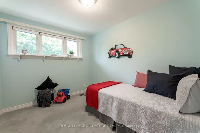 Additional image 17 of 30 Marowyne Dr