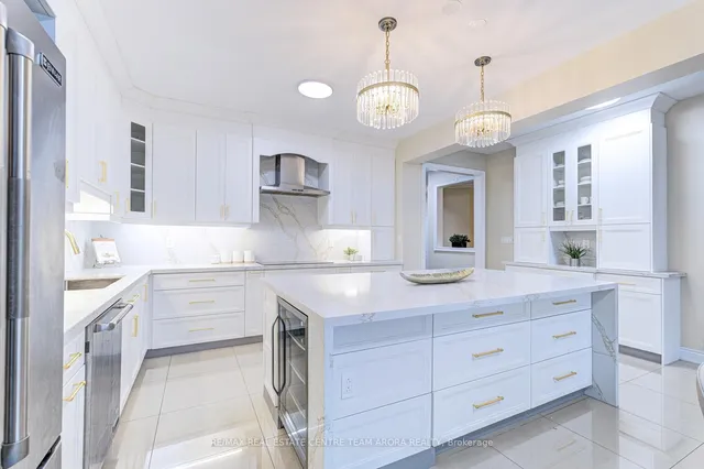 Additional image 12 of 16 Valleyway Dr