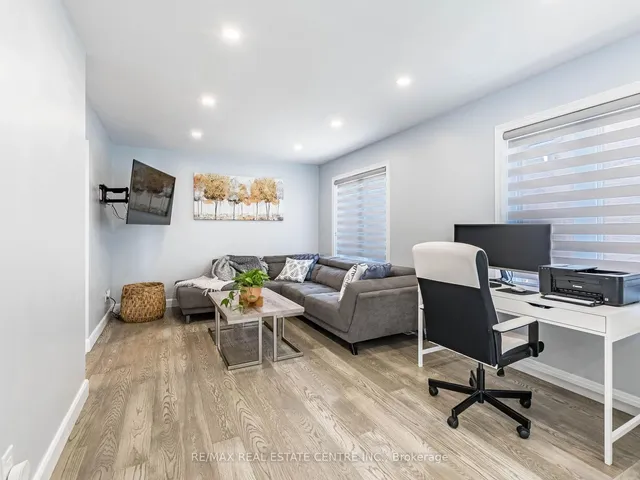 Additional image 11 of 52 Mozart Cres