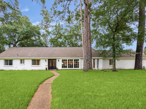 102 Stoney Creek Dr, Houston, TX 77024
