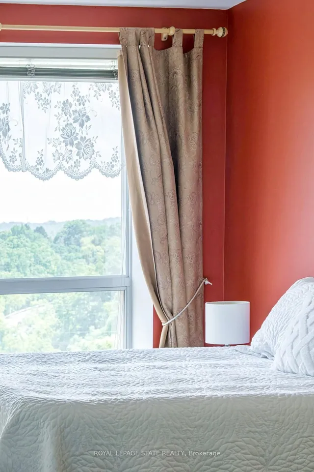 Additional image 18 of 2000 Creekside Dr Unit 805