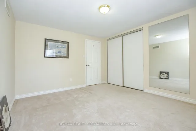 Additional image 33 of 50 Lilly Cres