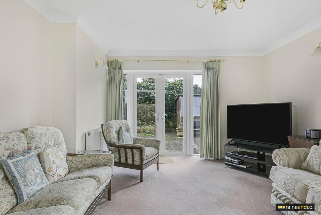 Additional image 16 of Chantry Lane, Hatfield