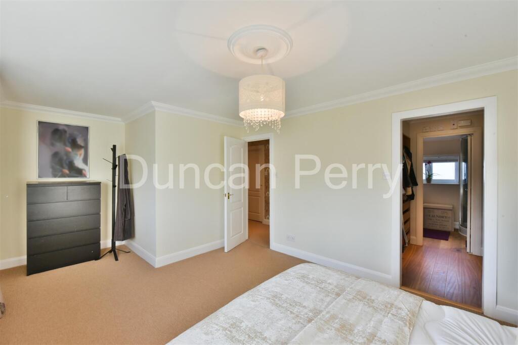 Additional image 20 of Moffats Lane, Brookmans Park, Herts