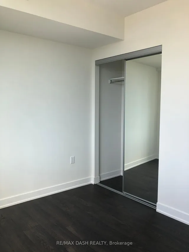 Additional image 15 of 27 Bathurst St Unit 1204W