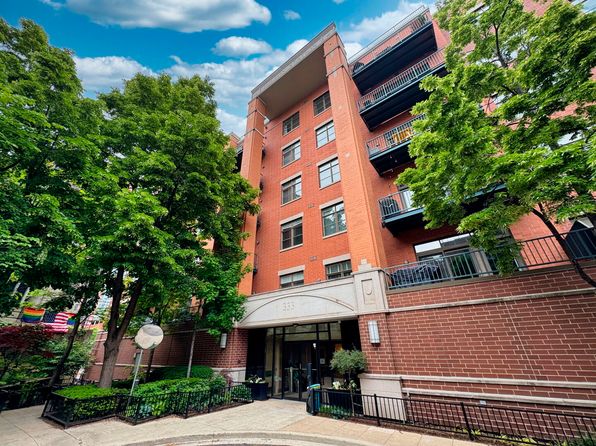 333 N Jefferson St APT 307, Chicago, IL 60661