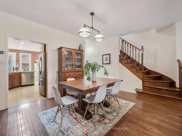 Additional image 4 of 54 Crossovers St