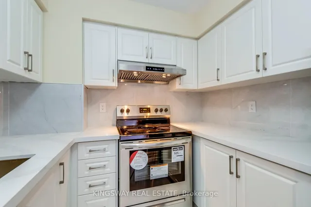 Additional image 13 of 35 Kingsbridge Garden Circ Unit 708