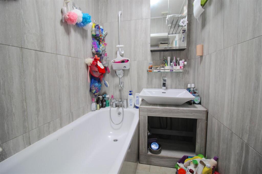 Additional image 4 of Leafield Crescent, Lea Village, Birmingham