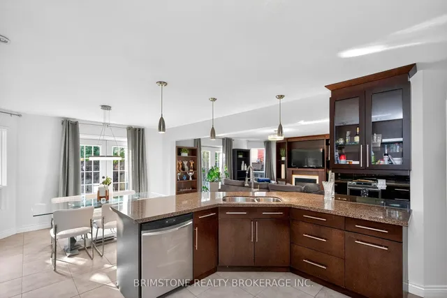 Additional image 32 of 7 Banington Cres