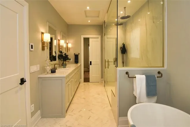 Additional image 32 of 98 Moore Cres