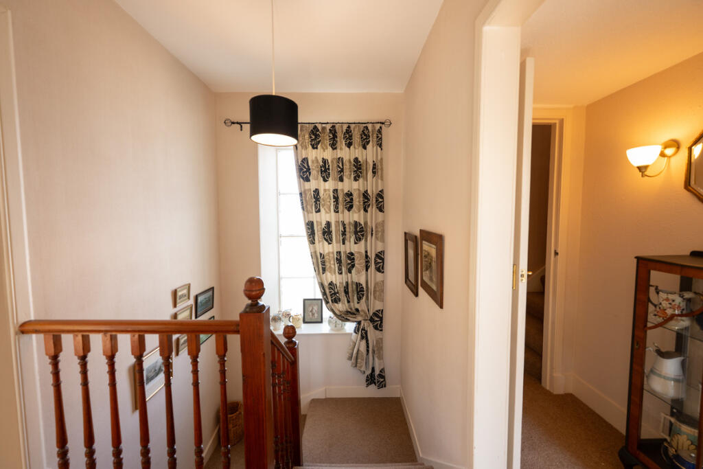 Additional image 36 of St. Catherine Street, Banff, AB45