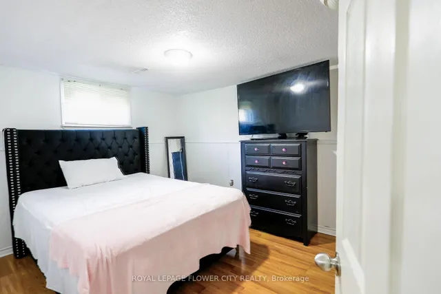 Additional image 25 of 38 Montjoy Cres