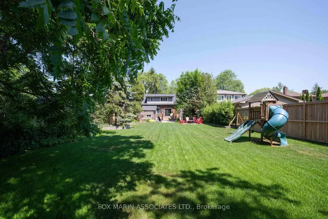 Additional image 49 of 148 Scarboro Cres