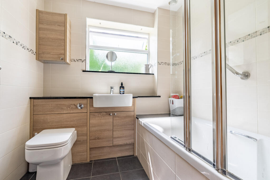 Additional image 8 of Aldwickbury Crescent, Harpenden, Hertfordshire, AL5