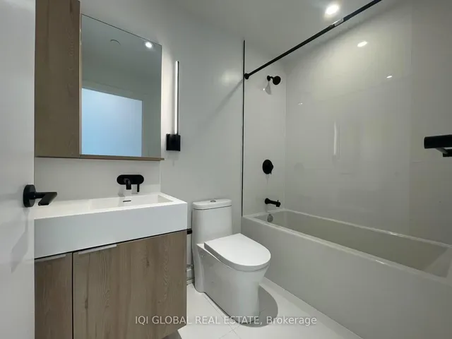 Additional image 14 of 117 Broadway Ave Unit 2204