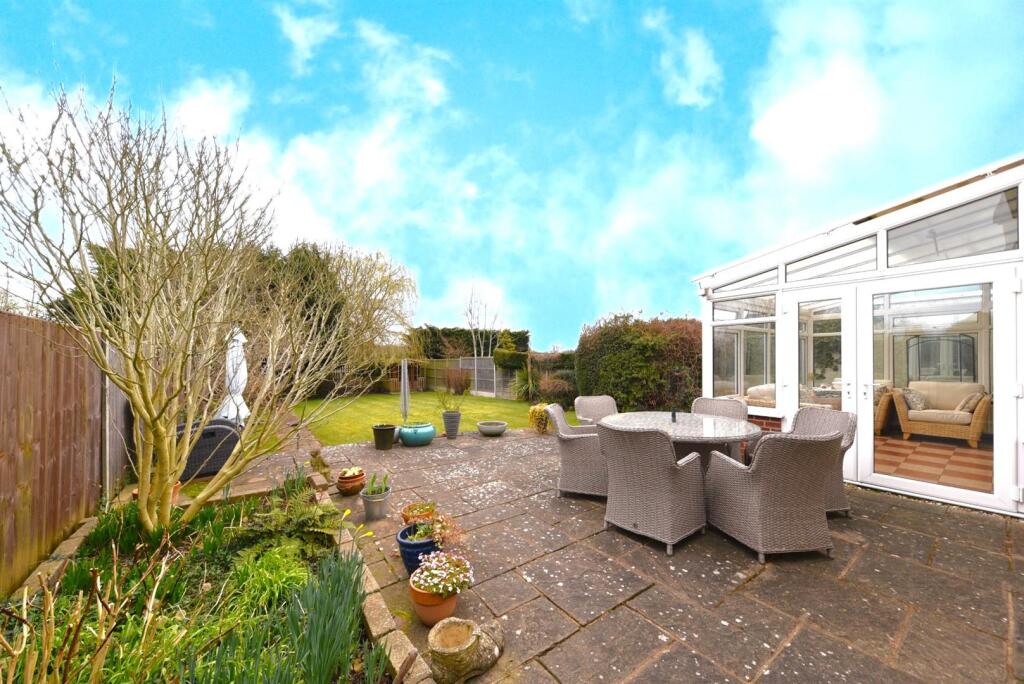 Additional image 19 of Westland Drive, Brookmans Park, Hatfield