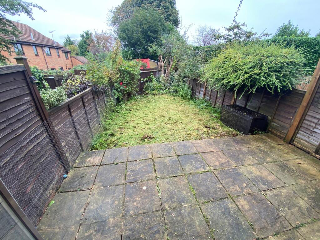 Additional image 8 of Bull Stag Green, Hatfield, AL9