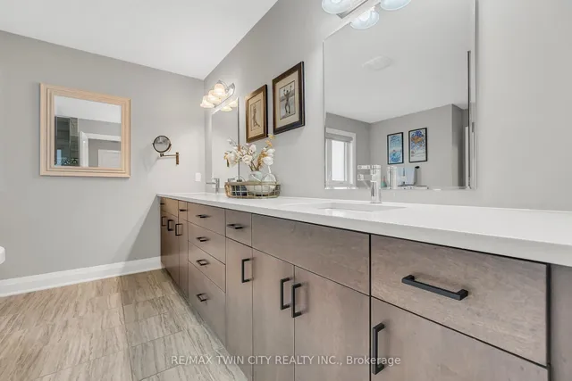 Additional image 21 of 577 Bridgemill Cres