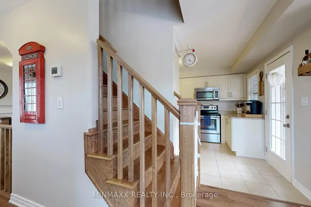 房产图片 30 - 300 Casson Pt