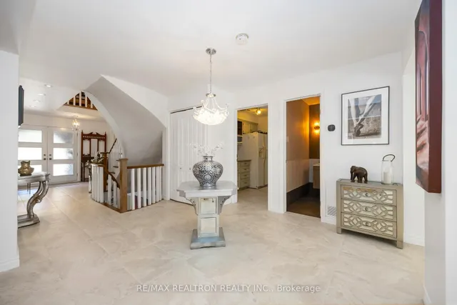 Additional image 10 of 43 Lawnview Dr