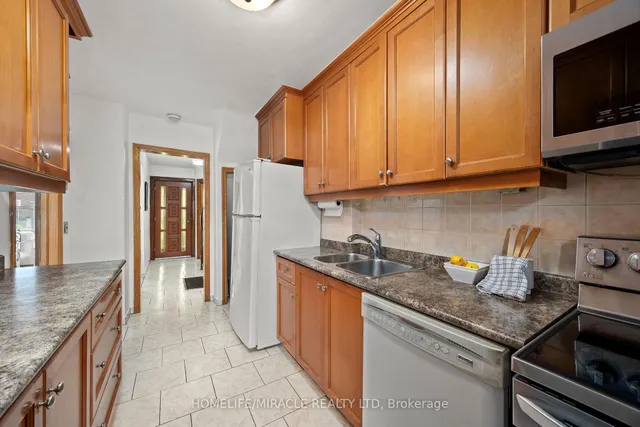 Additional image 13 of 683 Old Weston Rd