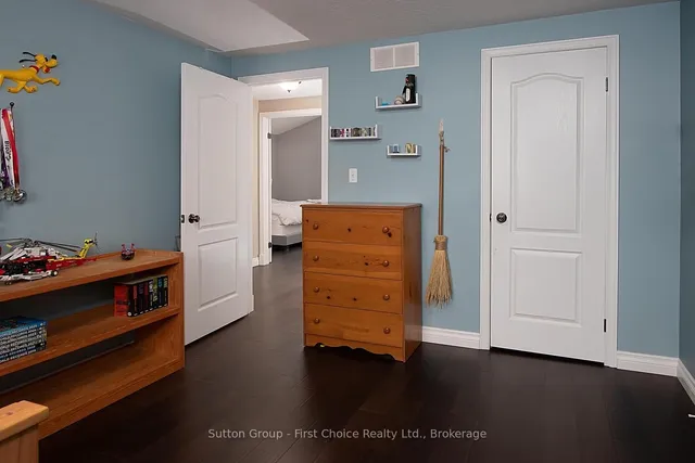 Additional image 26 of 293 Huck Cres