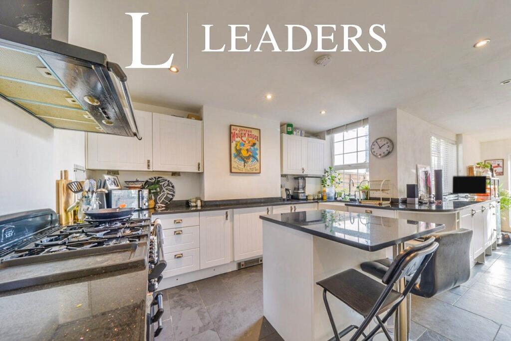 Additional image 3 of Folly Lane