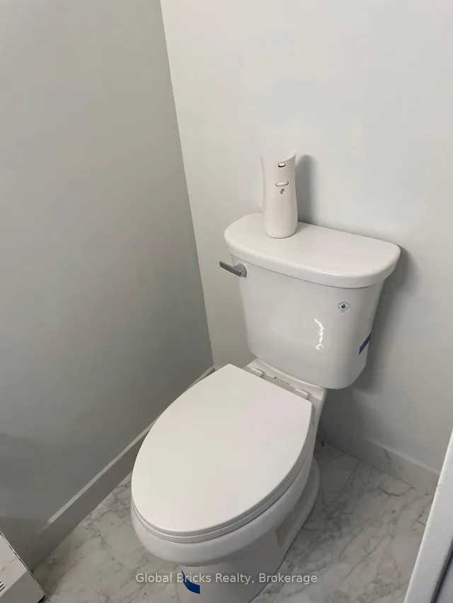 Additional image 15 of 1455 Lawrence Ave Unit 2006