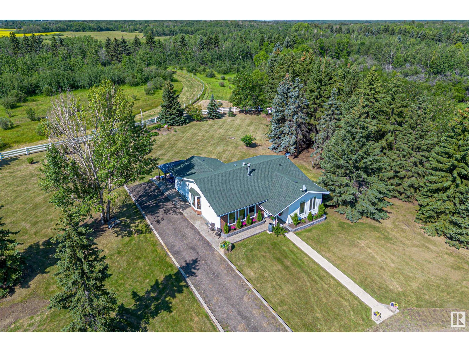 Property image for 21341 TWP ROAD 534|Rural Strathcona County, Alberta T8G2B2