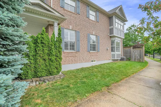 Additional image 41 of 928 Lancaster Blvd