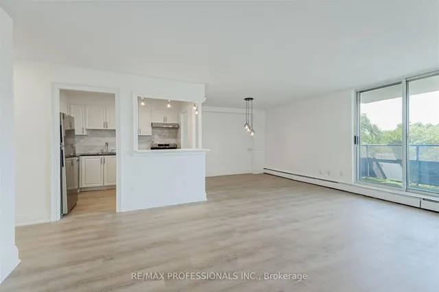 Additional image 9 of 11 Neilson Dr Unit 502