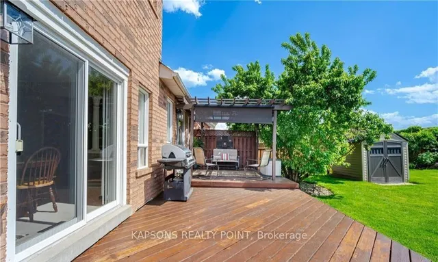 房产图片 23 - 26 Baccarat Cres