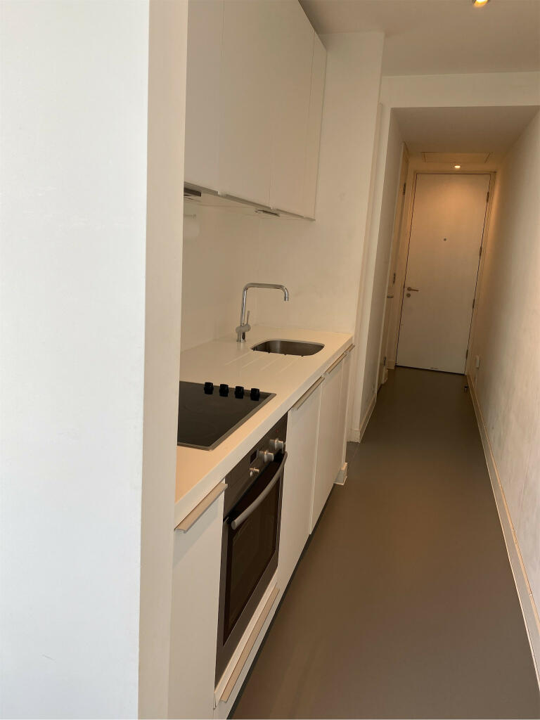 Additional image 10 of Studio For Rent - Rotunda