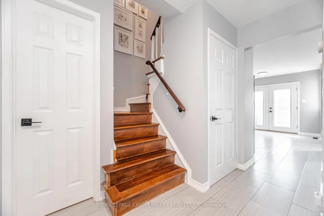 Additional image 17 of 56 Valonia Dr