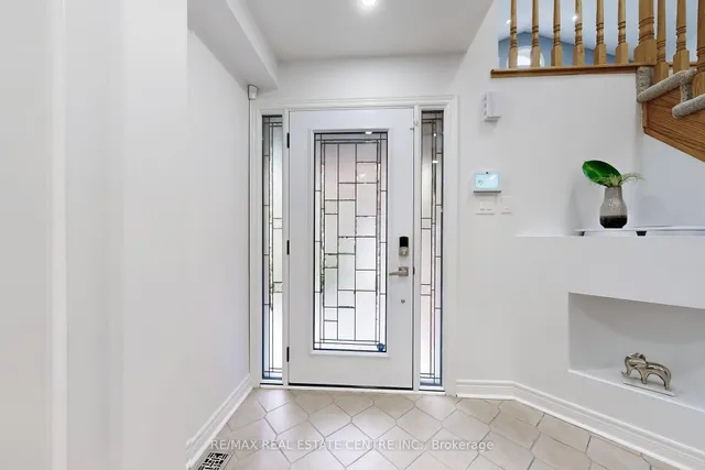 Additional image 18 of 5686 Whitehorn Ave