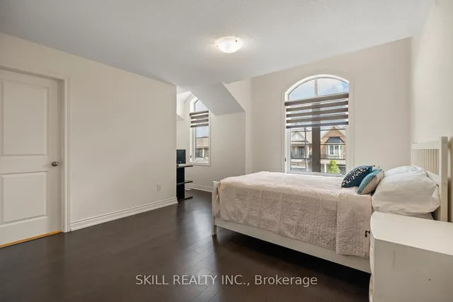 Additional image 24 of 57 Monument Tr