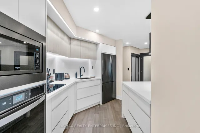 Additional image 9 of 1 Palace Pier Crt Unit 1208