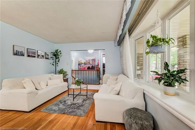 Additional image 10 of 170 Martinglen Cres