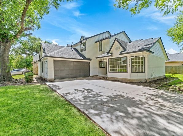 12847 Ashford Knoll Dr, Houston, TX 77082