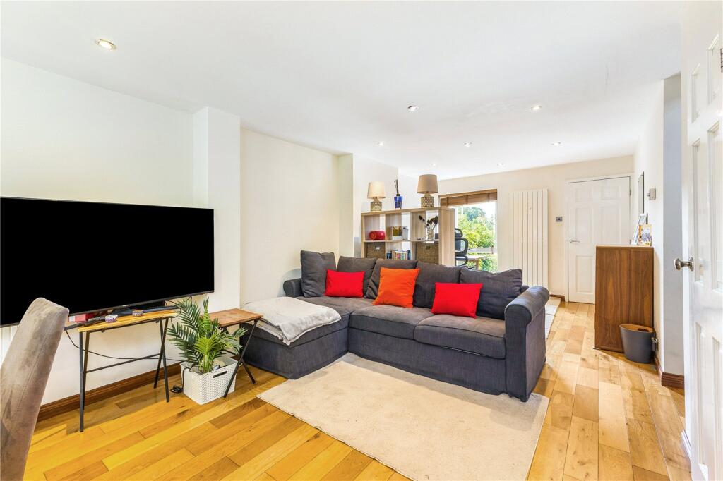 Additional image 20 of Welbeck Rise, Harpenden, Hertfordshire, AL5