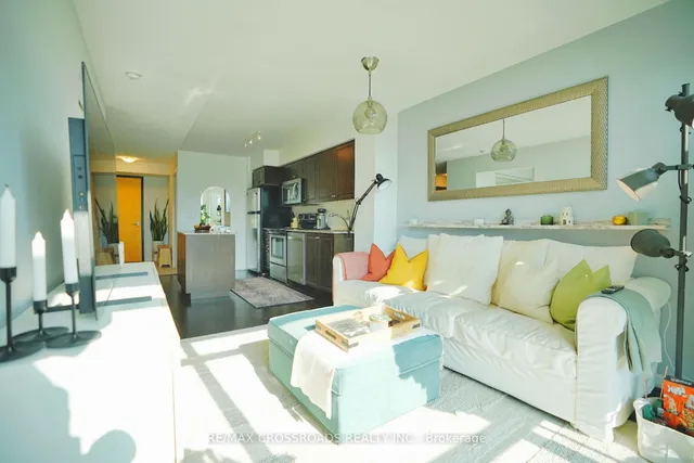 Additional image 7 of 209 Fort York Blvd Unit 1456