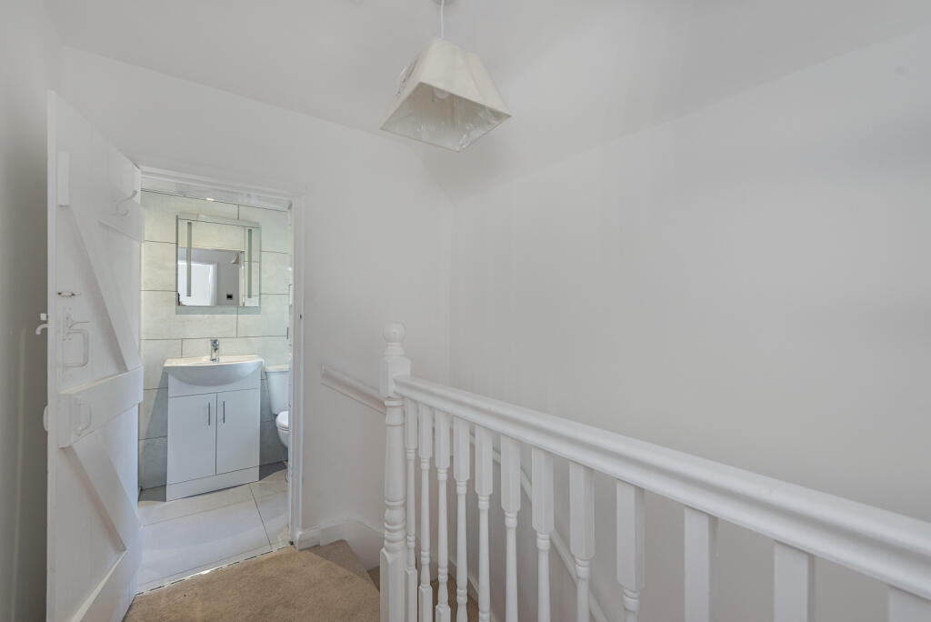 Additional image 6 of Frogmore, St. Albans, Hertfordshire, AL2