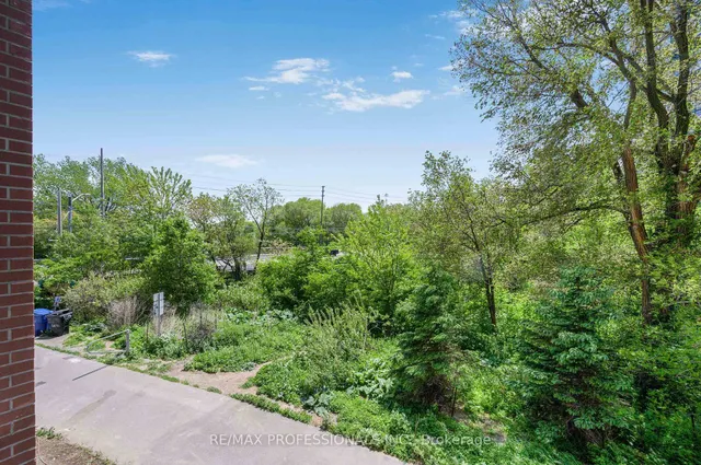 Additional image 46 of 2212 Lake Shore Blvd Unit Th04