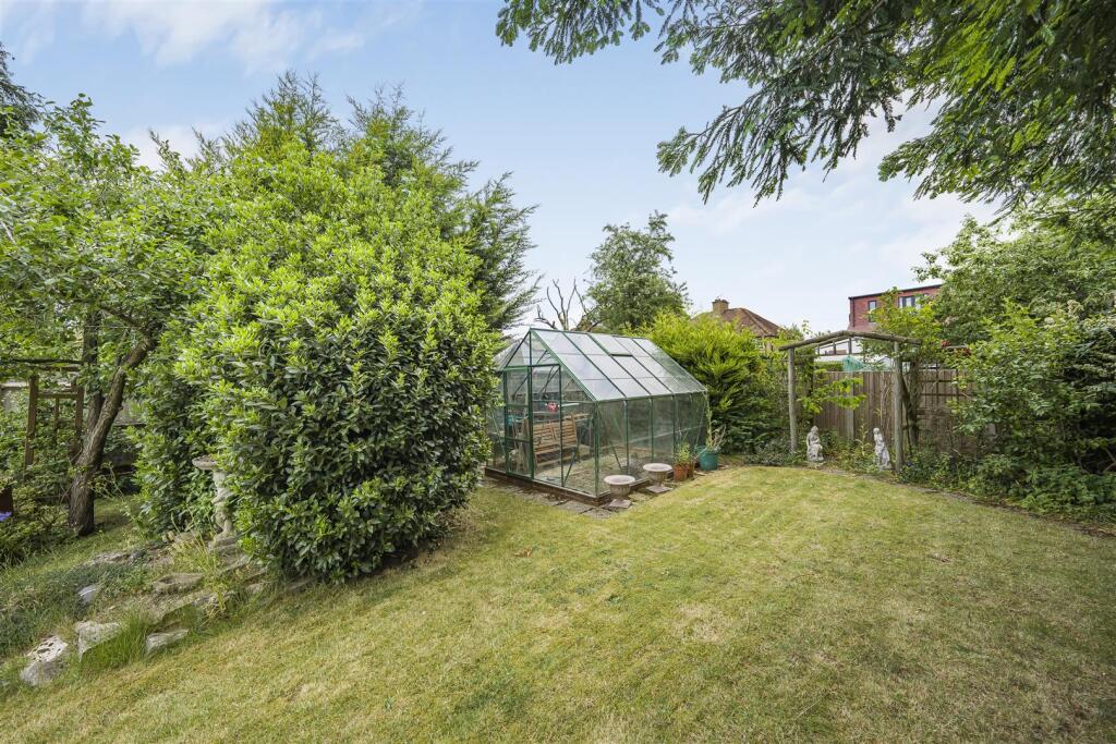 Additional image 18 of Burston Drive, Park Street, St. Albans