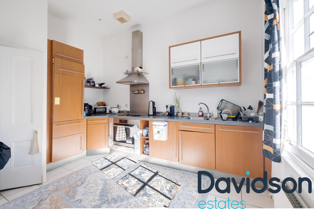 Additional image 5 of St James Place, 33 George Road