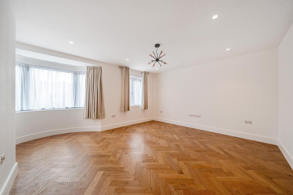 Additional image 6 of Mount Pleasant Lane, Bricket Wood, St. Albans